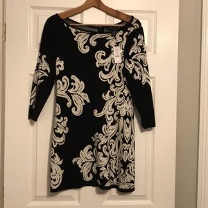 BHWM- NWT-Scroll Jacquad Tunic
